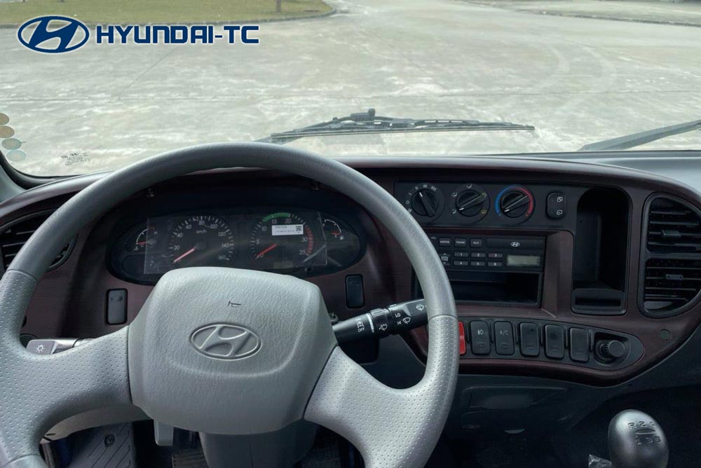 vo_lang_va_dong_ho_taplo_hyundai